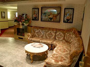 Horizon Inn Авенел Экстерьер фото